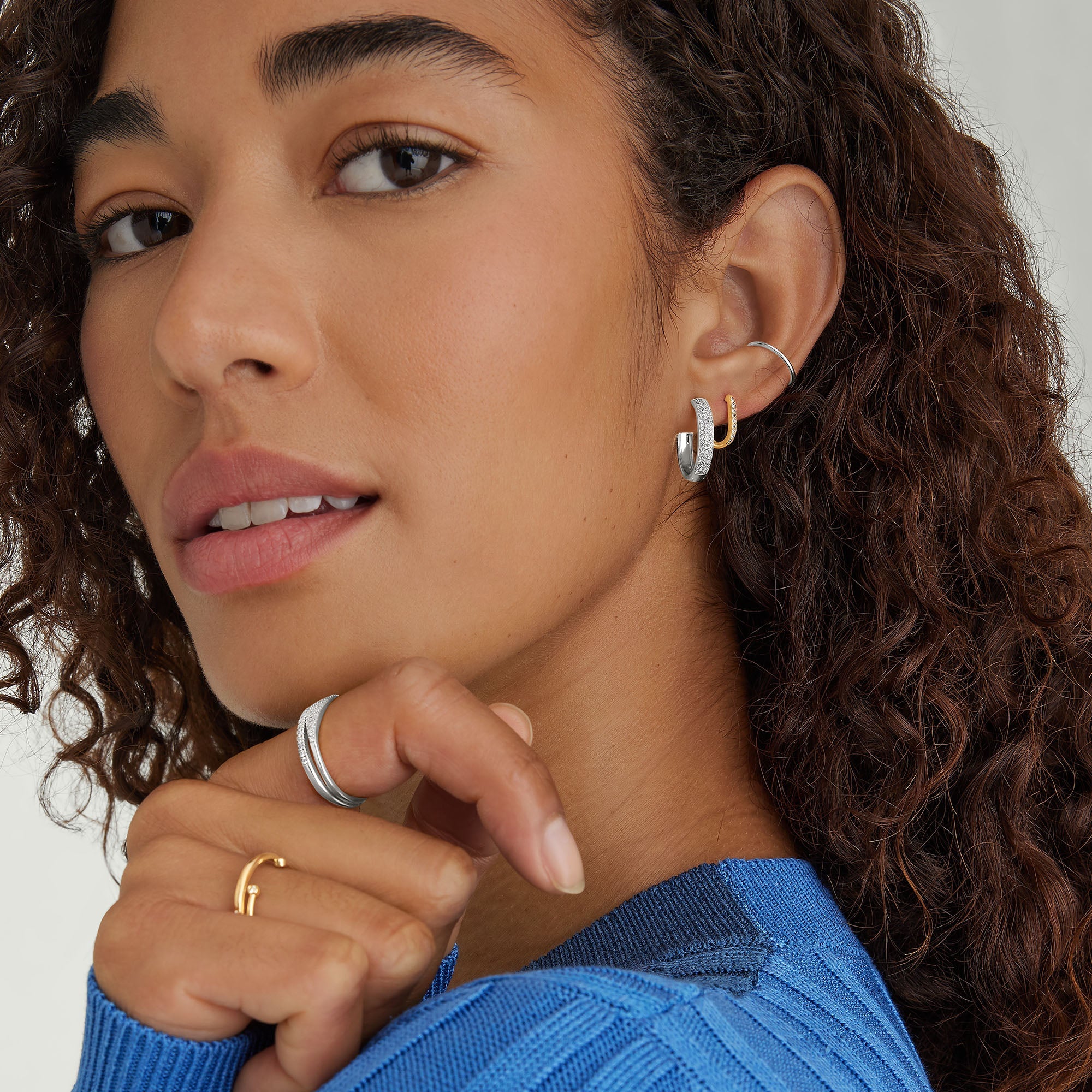 1-BoldPaveLE_BoldPaveHoops18mm_WG_Stack_064