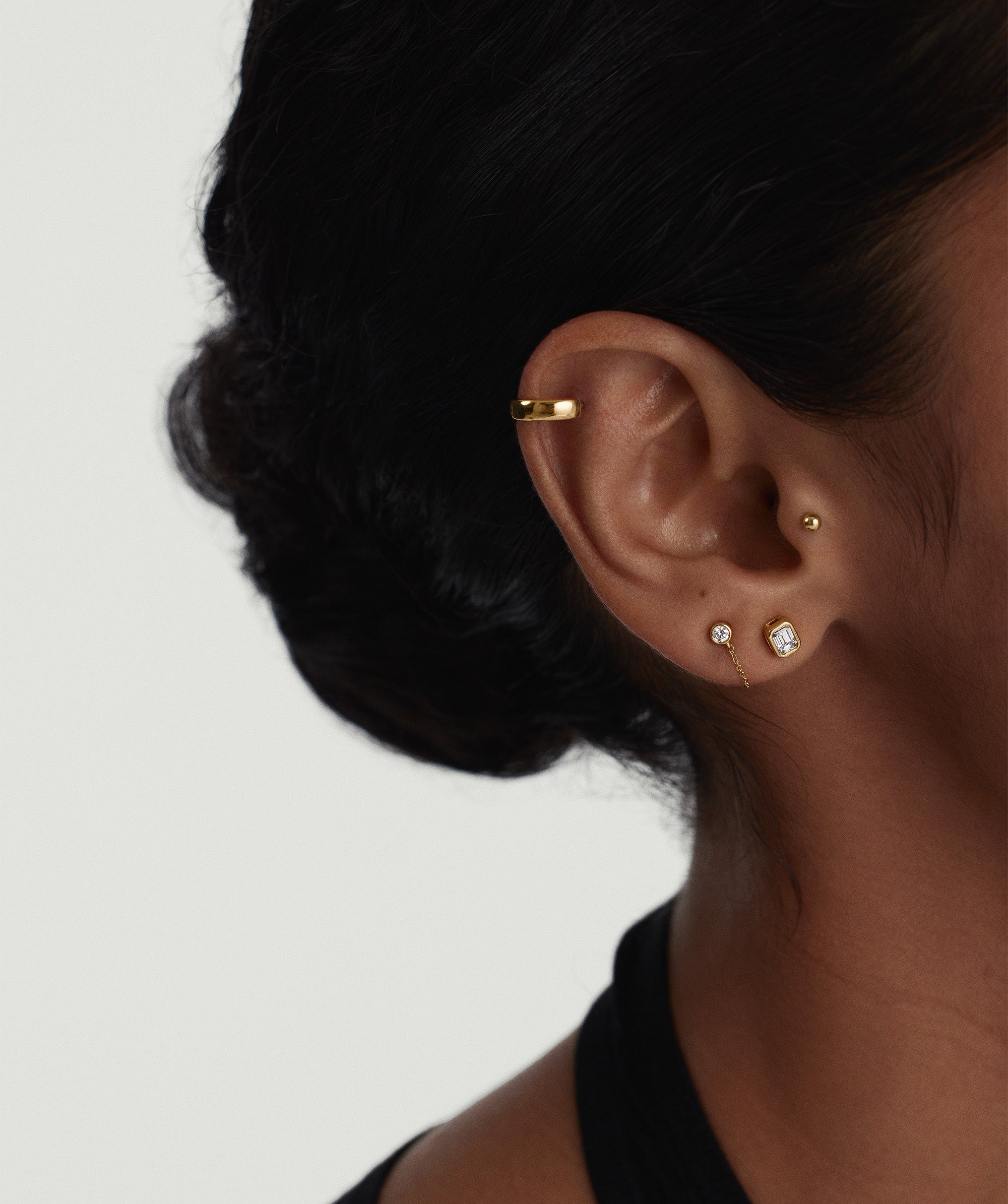 1-EARPARTY2.0-BezelEmeraldCutLGDStuds0.5CT-14K-Stack_019