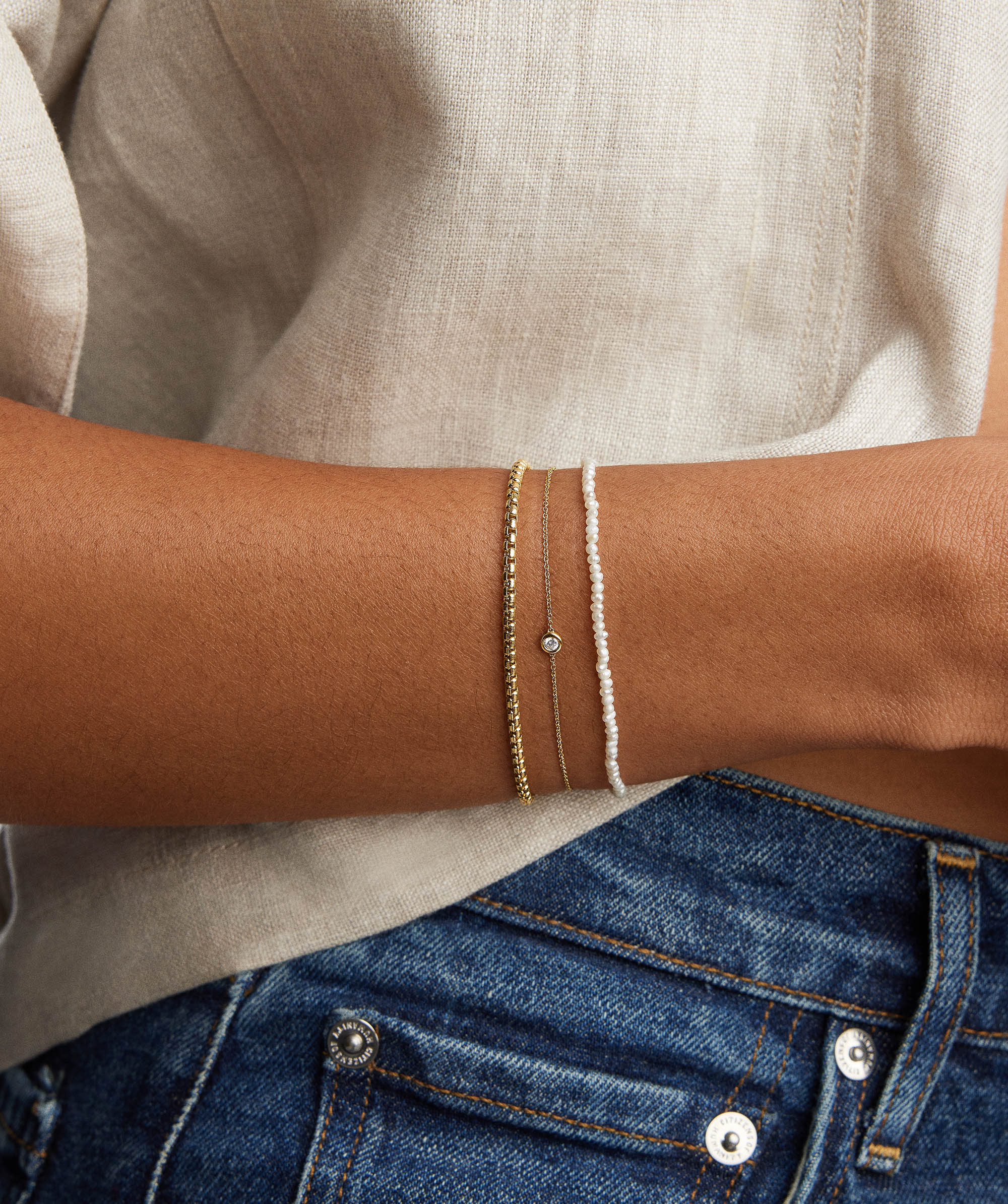 1-EVILEYETURQUOISE-TeenyPearlBracelet-14K-Stack_046