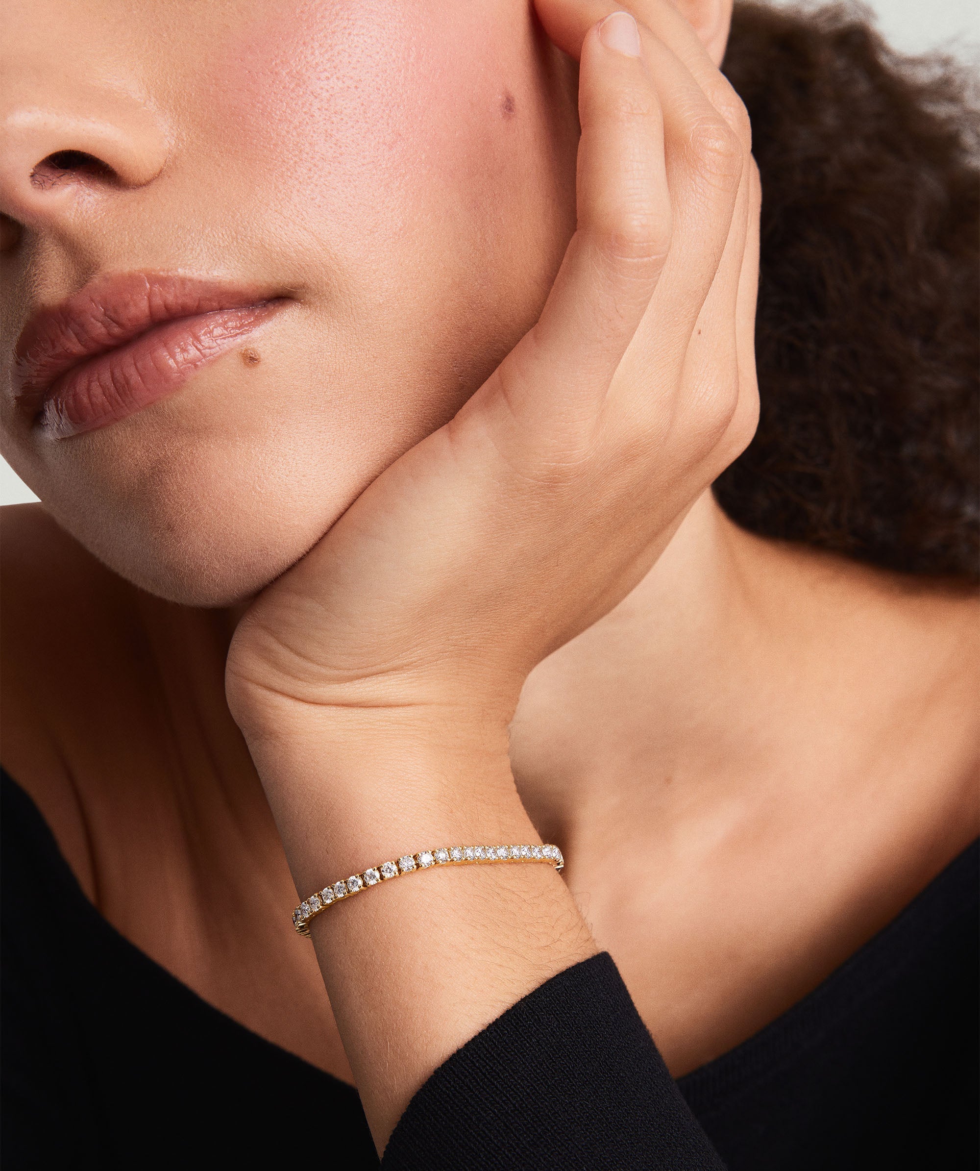 1-LABGROWNDIAMONDS-LGDProngTennisBracelet2.5mm4TCW-YG-Solo_001