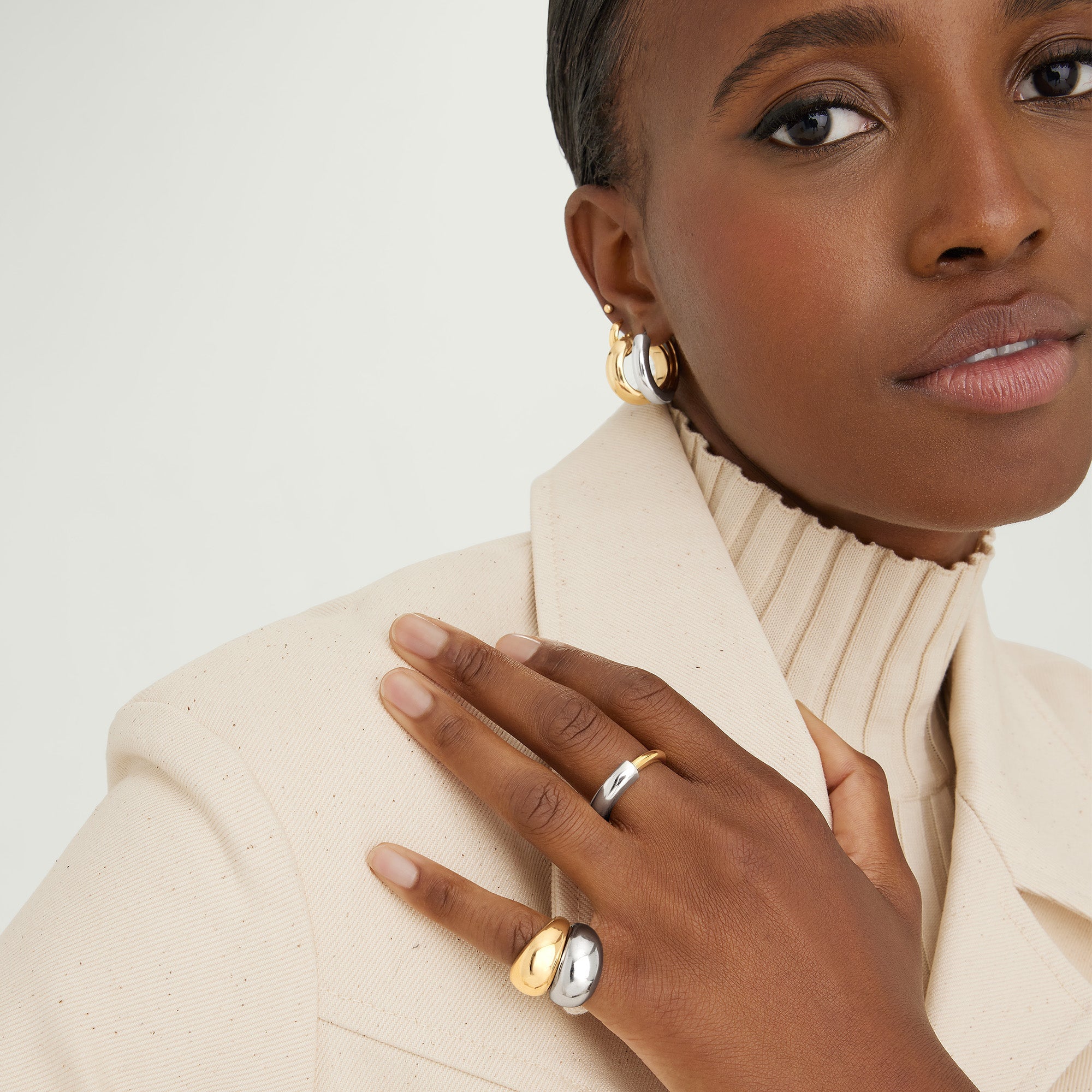 1-MixedMetalTube_MixedMetalRing_SS_Stack_001_ad83a899-7f04-42ab-9853-eb66e73a37e2