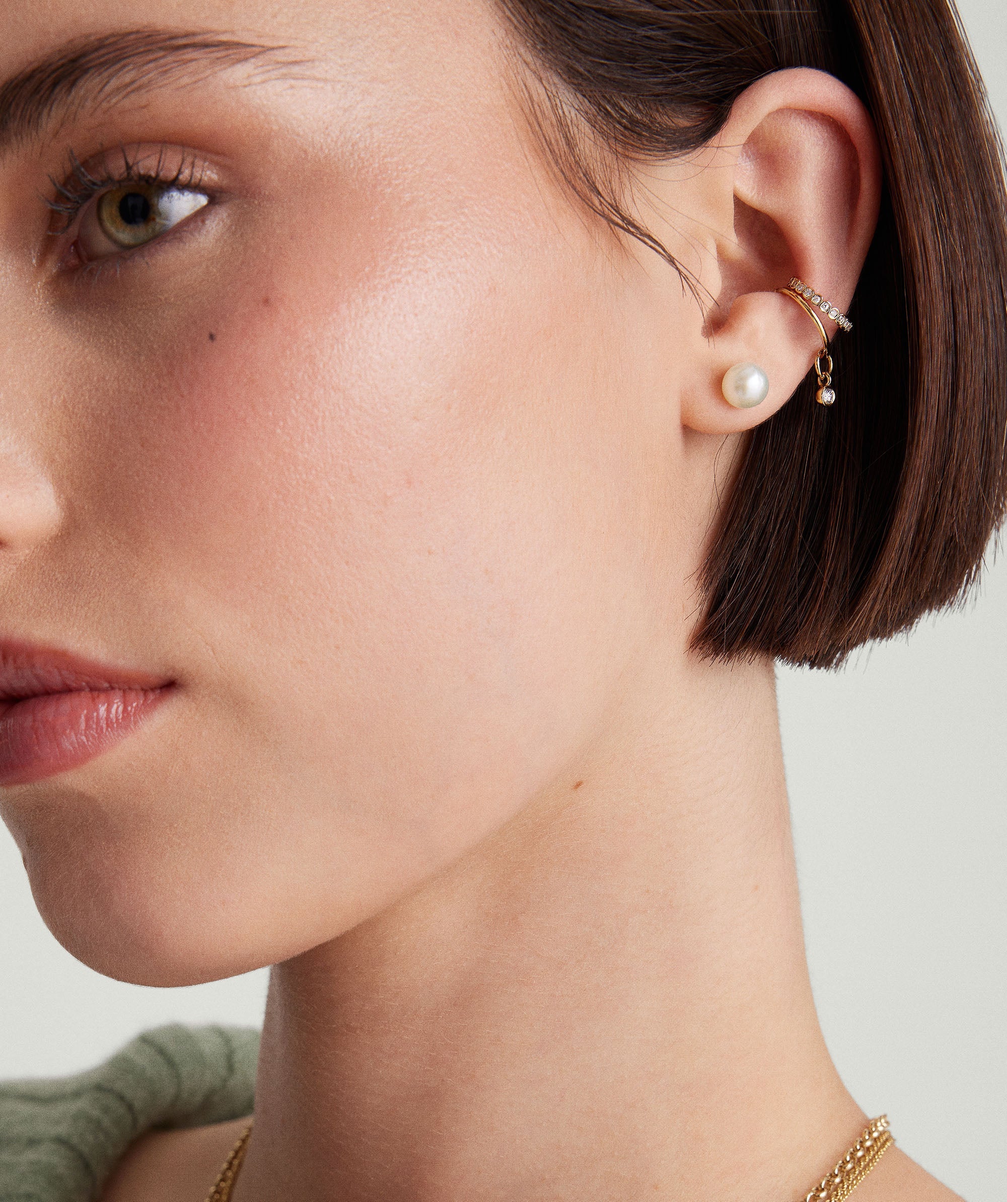 1-PEARLPOWER-OversizedPearlStud-V-Stack2_018