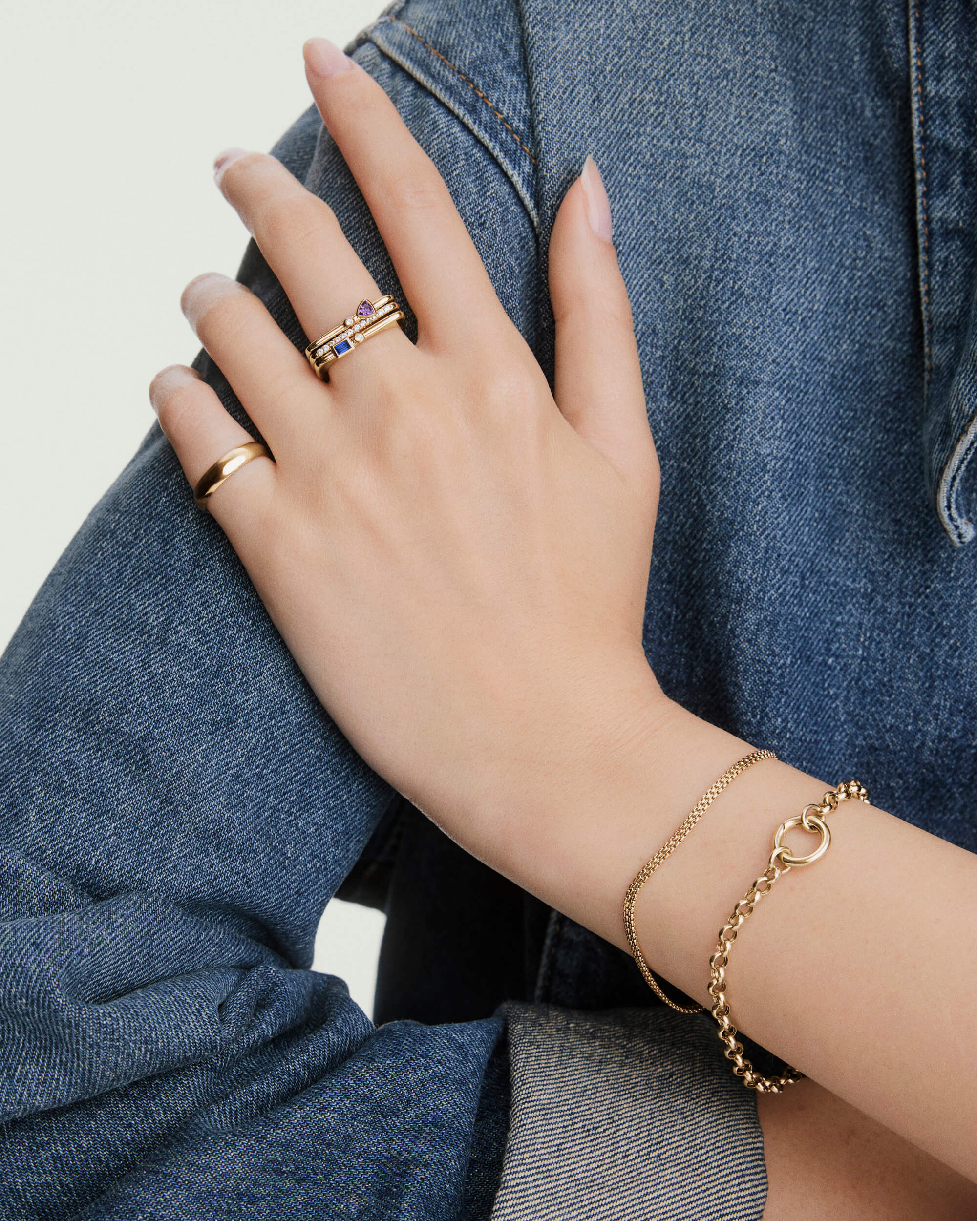 1-PuzzleStackingRings_Amethyst_V_OnFig_011_63c8779a-9831-4784-a430-91318843a760-1