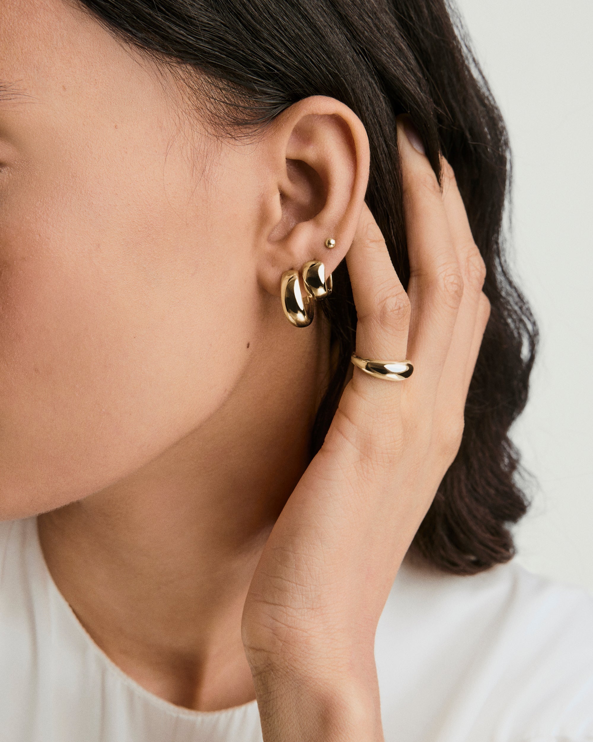 1-Reshoot_DomeHoops_V_Stack_027_1f1dc884-81b5-4965-9cec-9baadc47a4a6