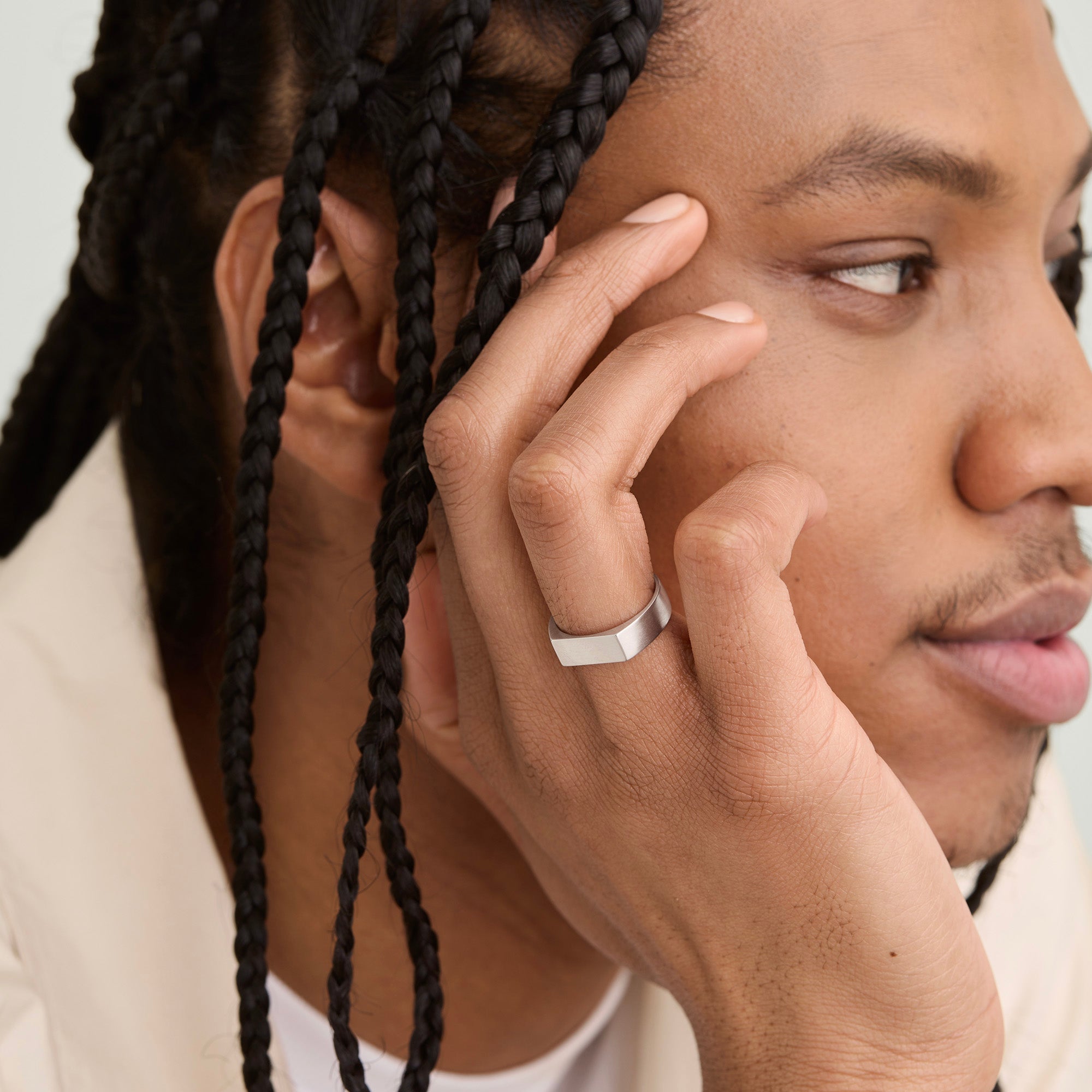 1_Slim_Rectangular_Signet_Ring_Brushed_Silver_04433831-f362-4909-94df-48d9f3ab0e17