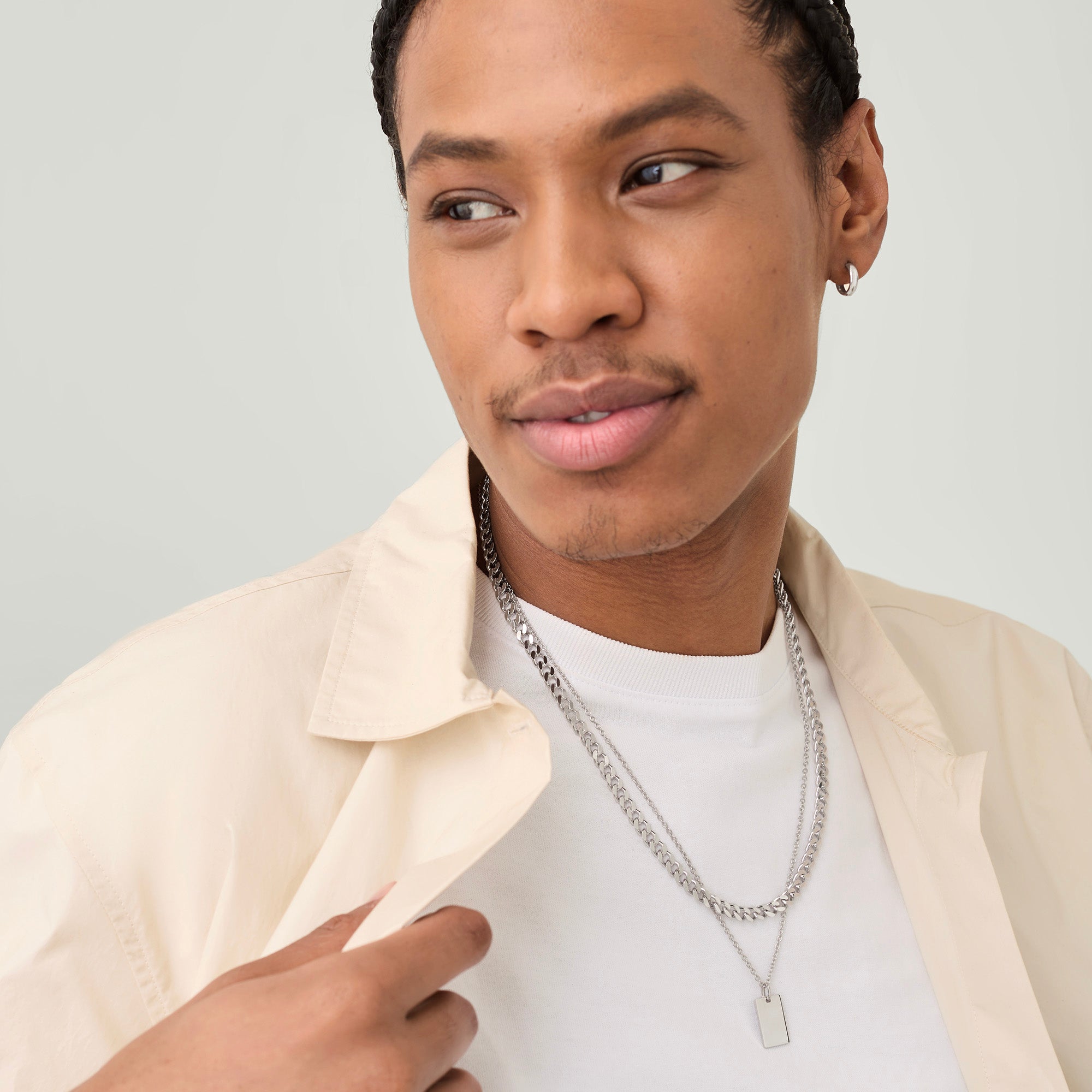 2_Curb_Chain_Necklace_Silver_High_Polish_22_bf16a088-bed1-440a-b5ea-855dda93fa0d