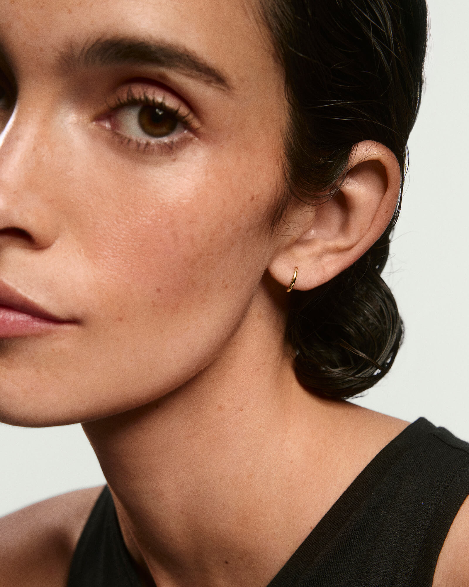 3-10kReshoot_SingleMiniHoop_YG_OnFigSolo_012-1